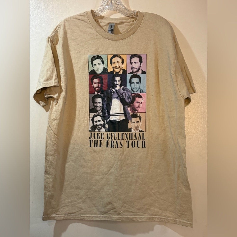 Jake Gyllenhaal Eras Tour Tee Gildan Sz Large.